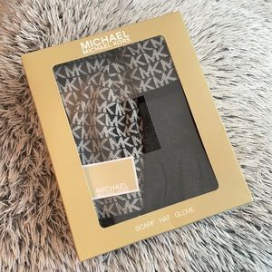MICHAEL KORS WOMEN'S SCARF, HAT &GLOVES, DARK GREY